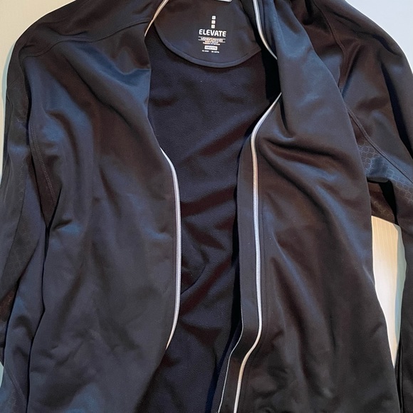 Elevate zip up - Picture 4 of 4